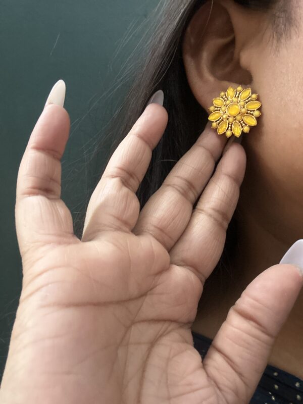 Elegant Earring Set – Pack of 4 Stylish Designs for Women & Girls - Image 7