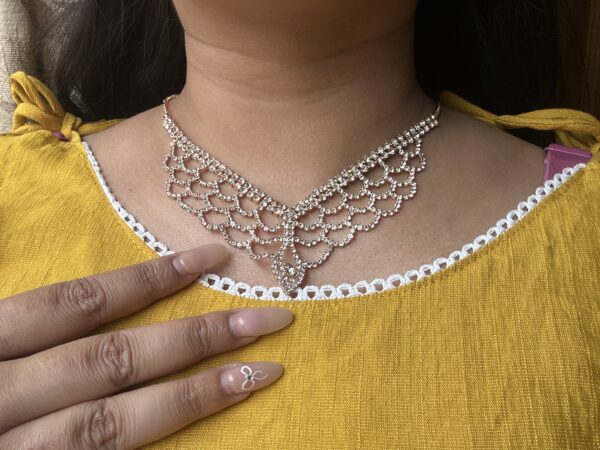 Stylish Diamond Choker Necklace with Layered Net Design - Image 4