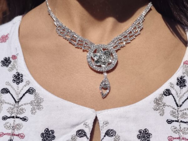 Necklace - Royal Bloom Pendant Necklace Set - Image 8